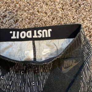 Patterned Nike leggings
